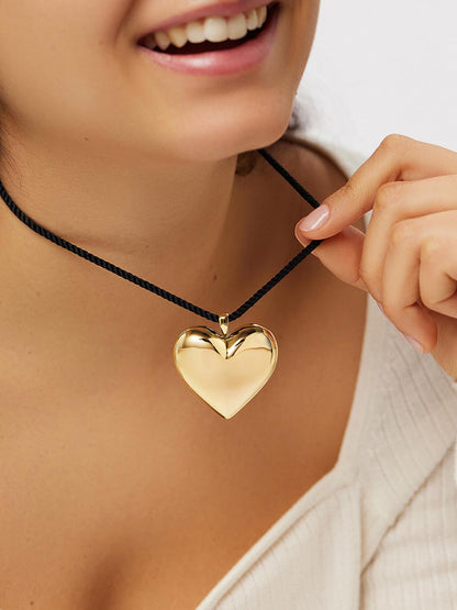 Gold Heart Necklace - Vera