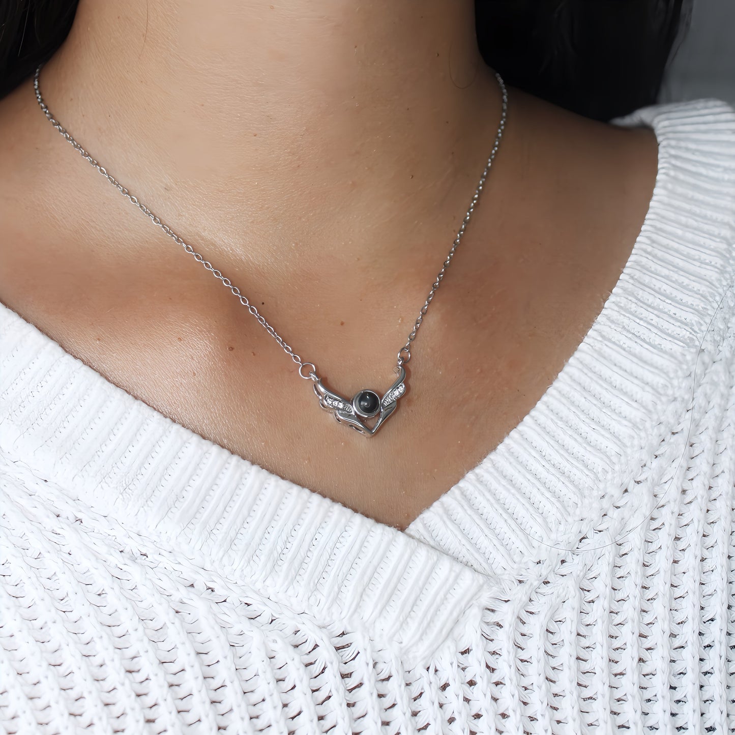 Pure Angel Wings Projection Necklace