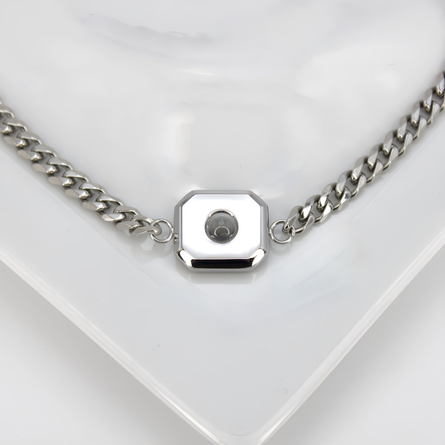 Square Pendant Projection Bracelet