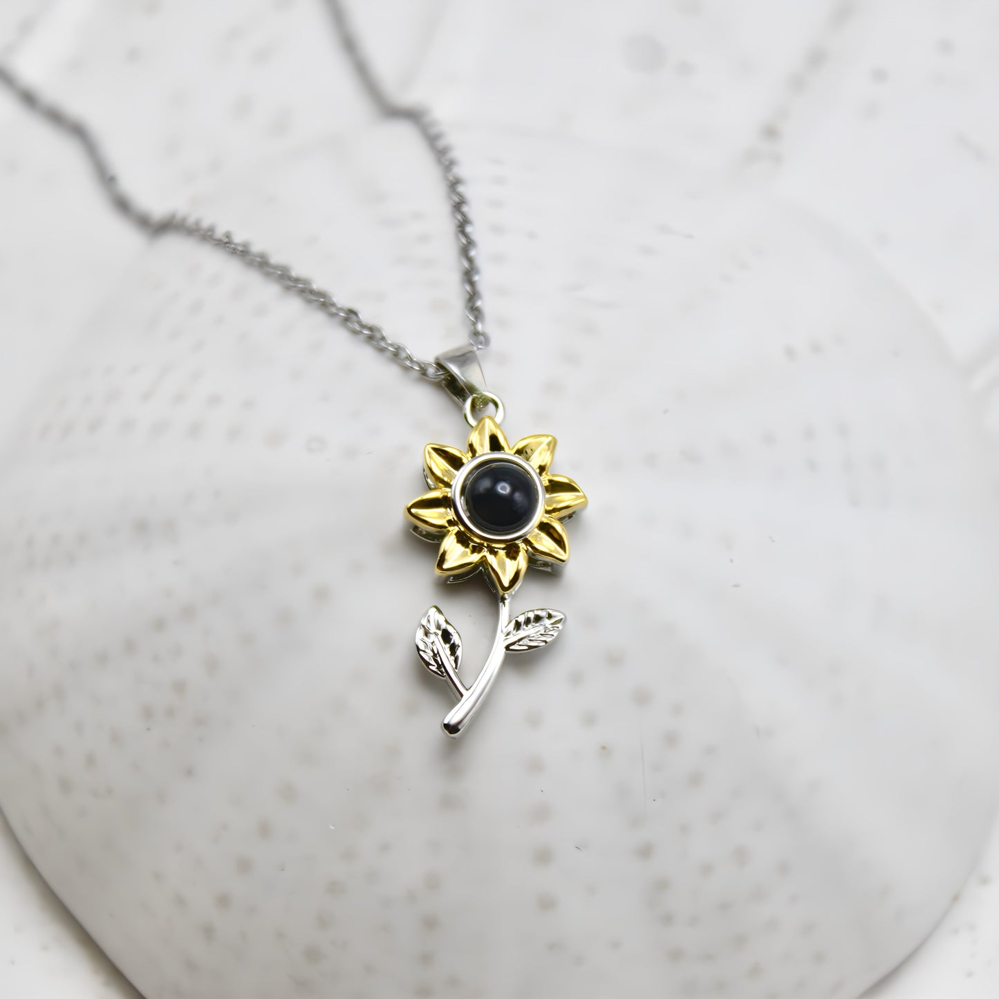 Eternal Sunflower Projection Necklace