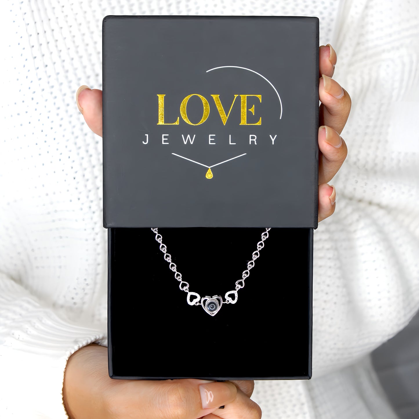 Diamond Heart Pendant Projection Bracelet