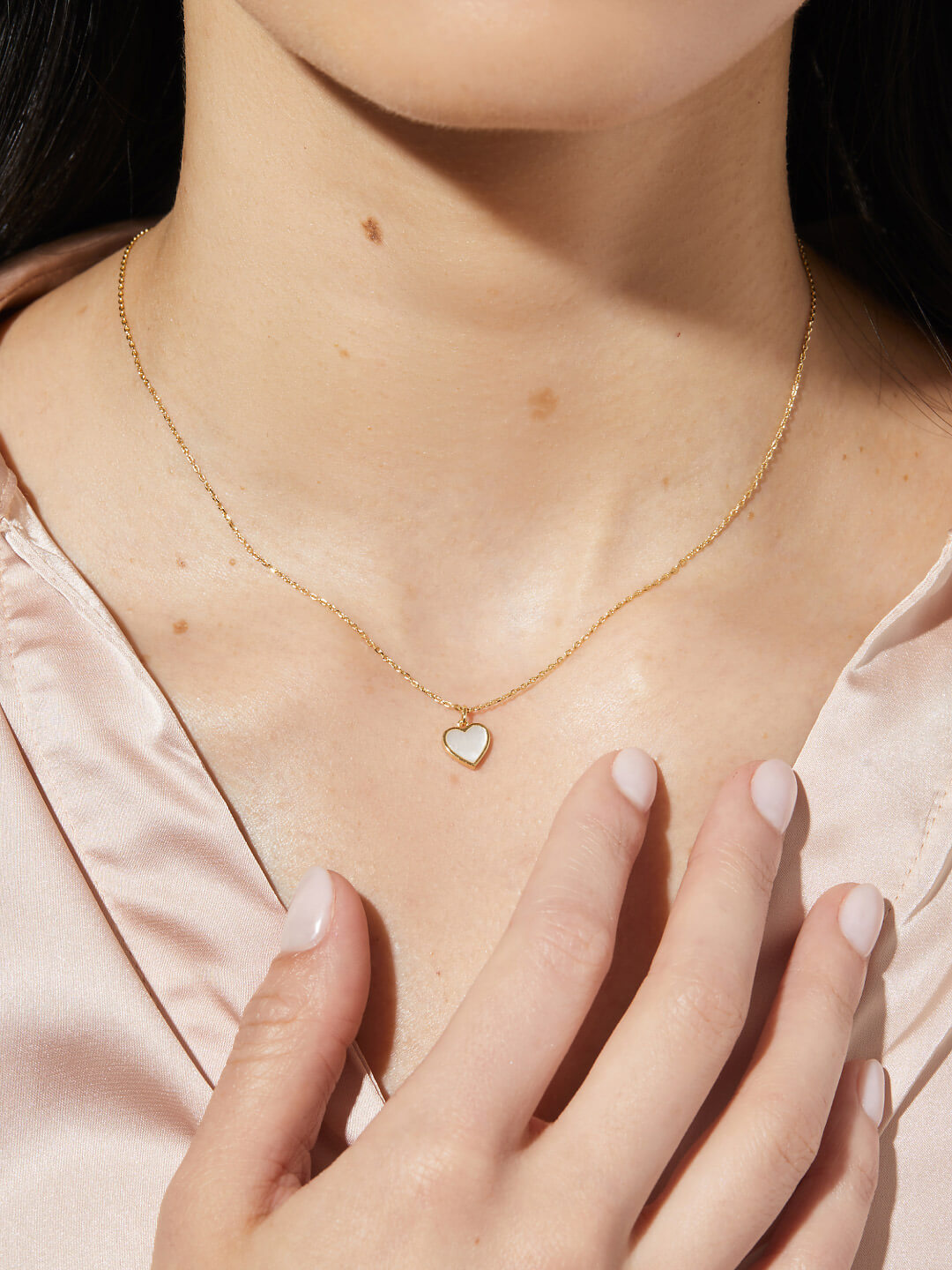 Gold Heart Necklace - Laure Mother of Pearl