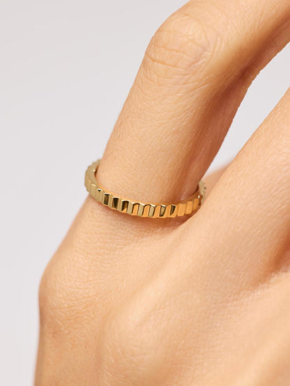 Solid Yellow Gold - Slim Nova Ring