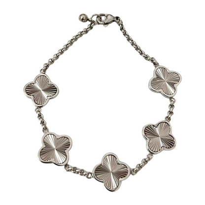 Textured Multi Clover Bracelet