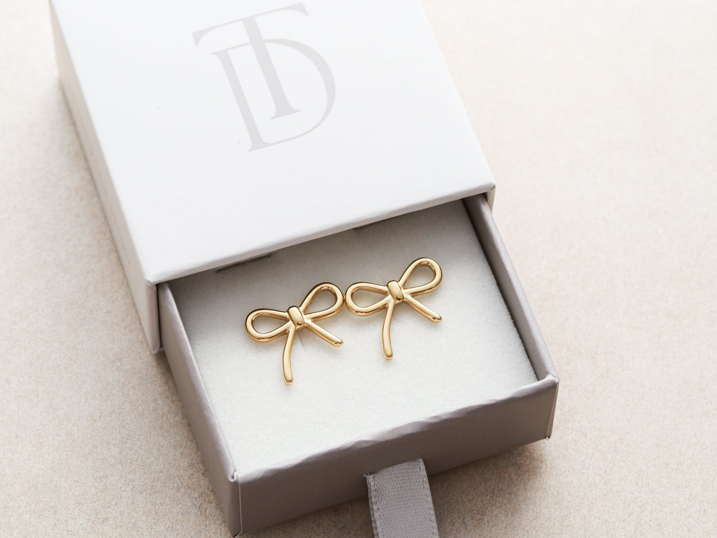 Bow Earrings