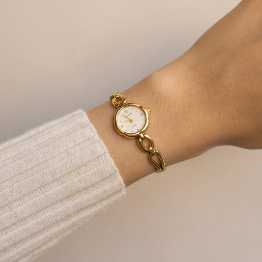 Vintage Monro Dainty Gold Watch