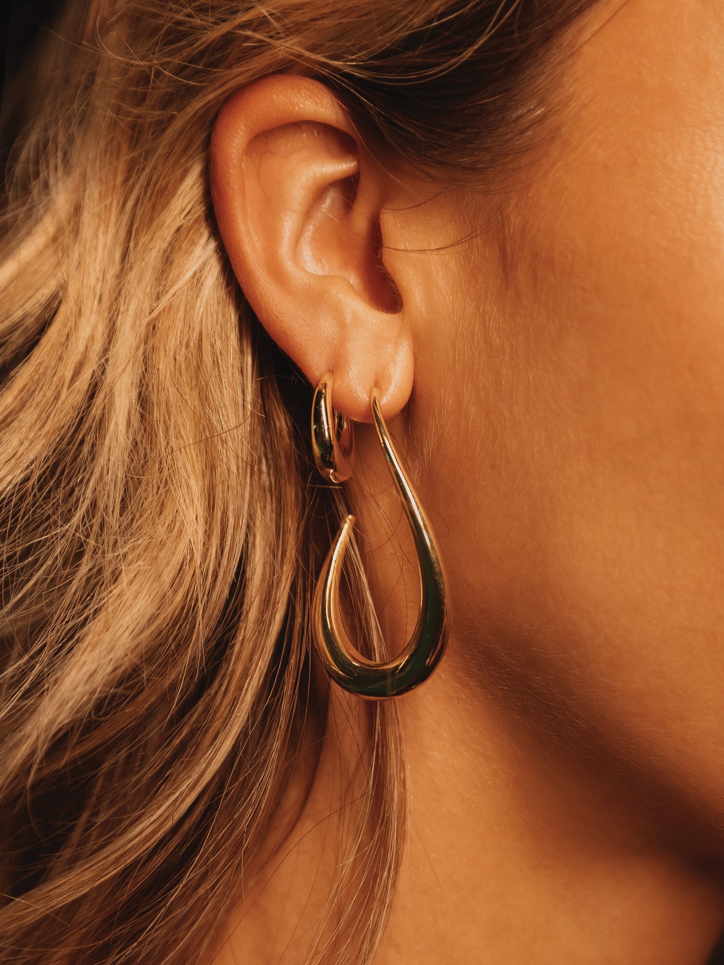 Good Looking Dome Hoop Earrings