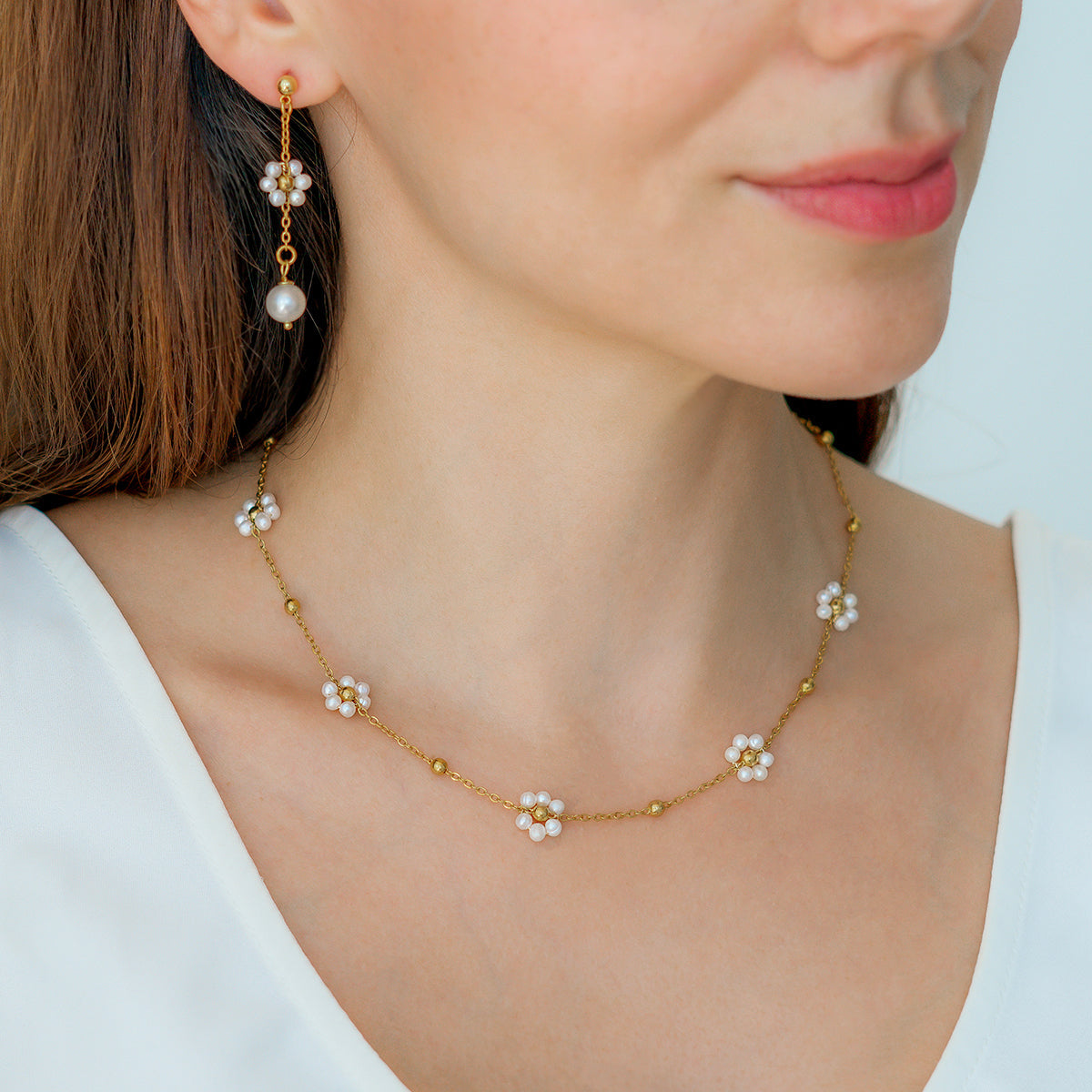 Marguerite Pearl Earrings