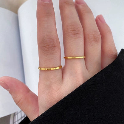 Elegant Interlinked Circle Ring