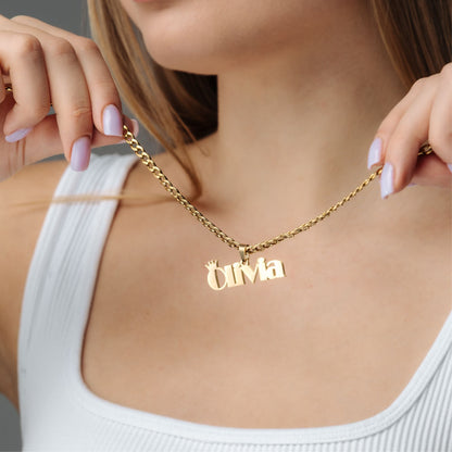 Queen Name Necklace