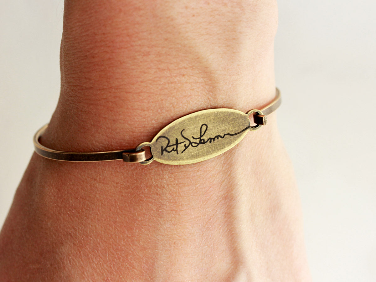 Handwriting Bracelet | Oval Bangle