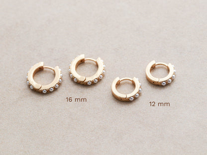 Pearl Huggies | 12mm