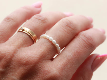 Pearl Stretch Ring