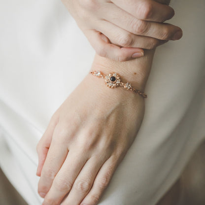 Flower projection bracelet