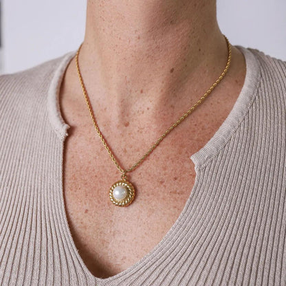 Gold Pearl Pendant With Rope Chain Necklace