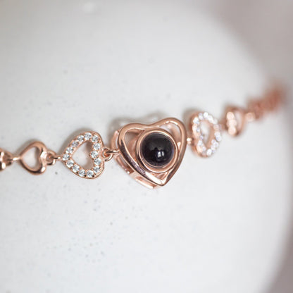 Heart projection bracelet