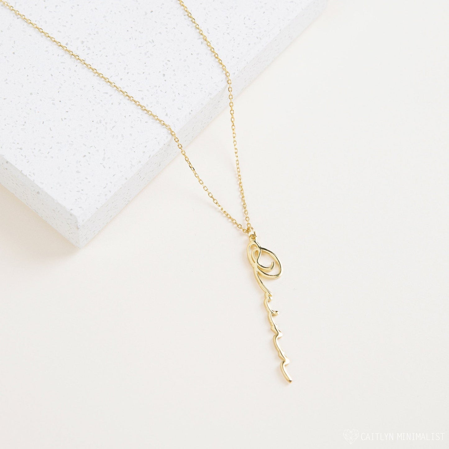 Vertical Minimal Name Necklace