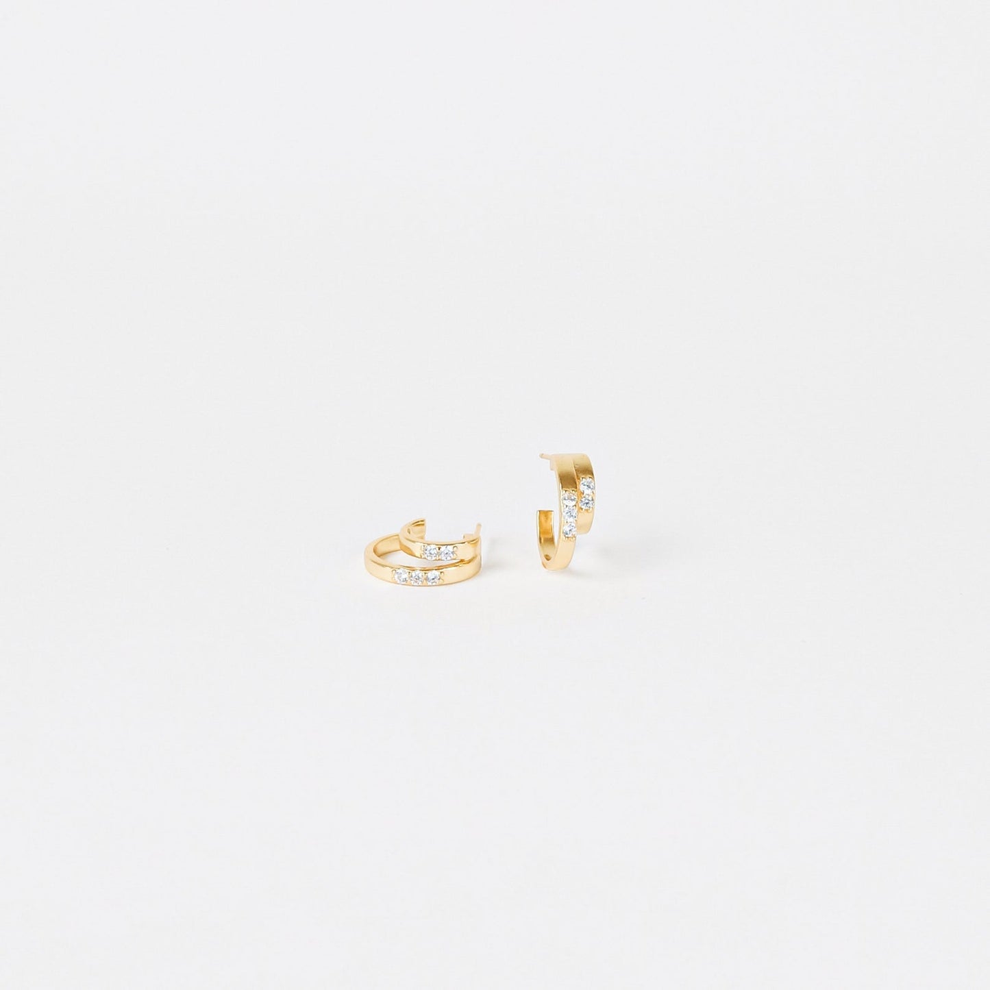 Laura Duo Pave Hoops