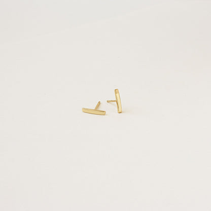 Dainty Bar Studs