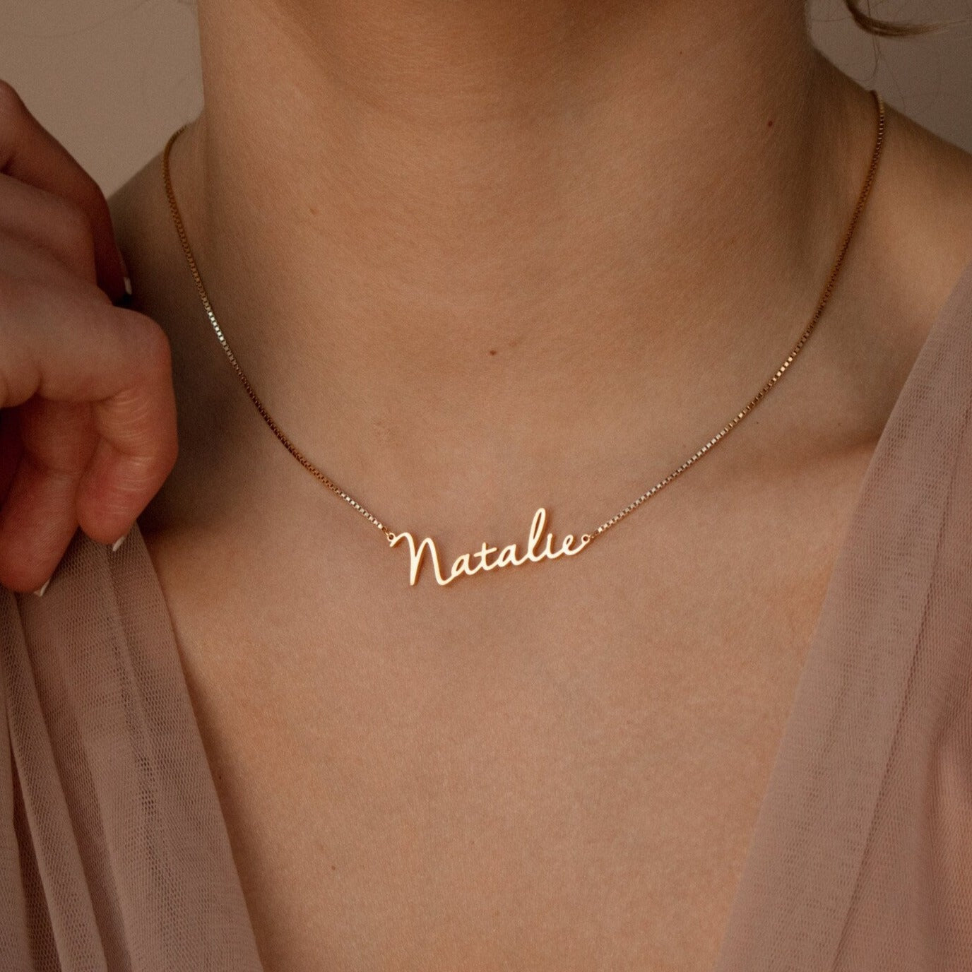 Nella Name Necklace in Box Chain