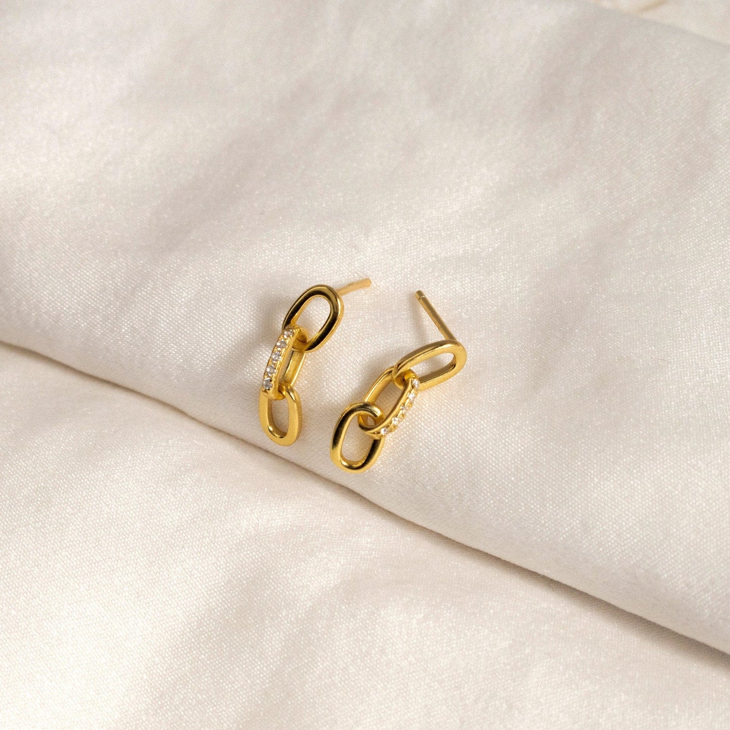 Amia Pave Link Earrings