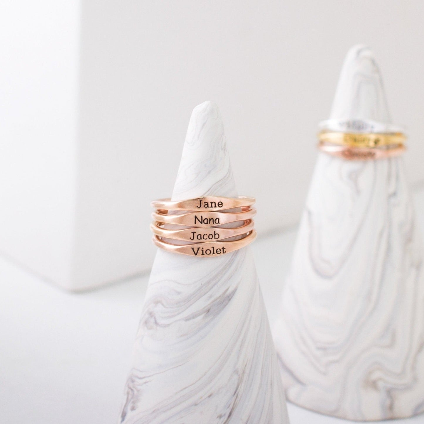 Arthur Skinny Name Ring