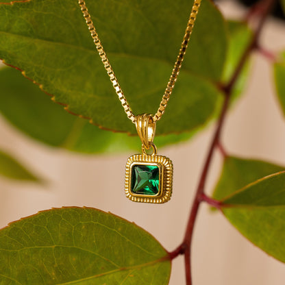 Vintage Emerald Pendant Necklace