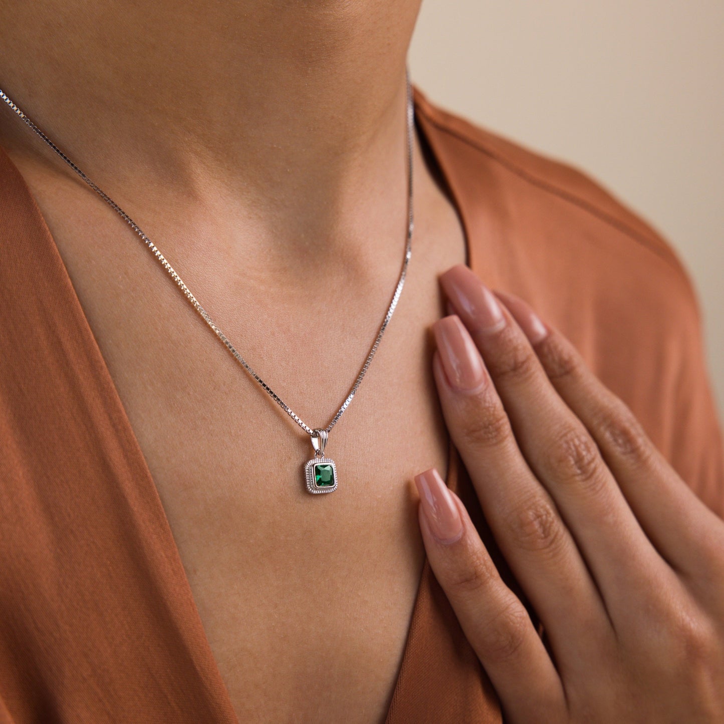 Vintage Emerald Pendant Necklace