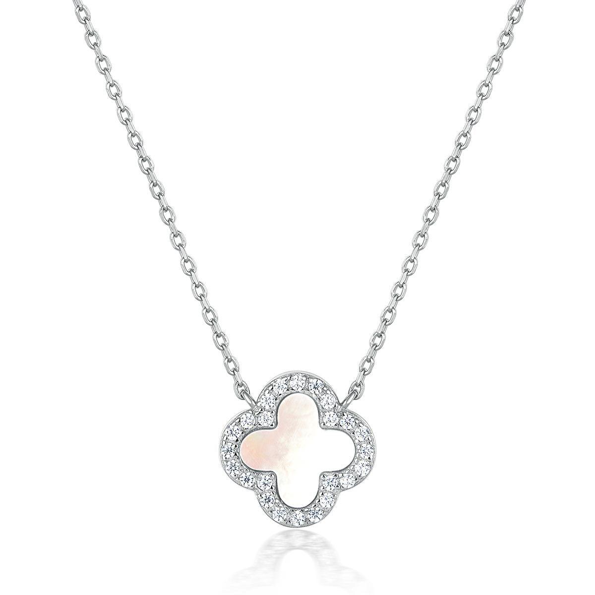 MOTHER OF PEARL DIAMANTE CLOVER NECKLACE