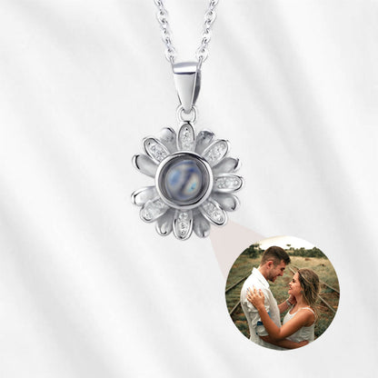 Necklace with Hidden Picture Inside Daisy Projection Necklace