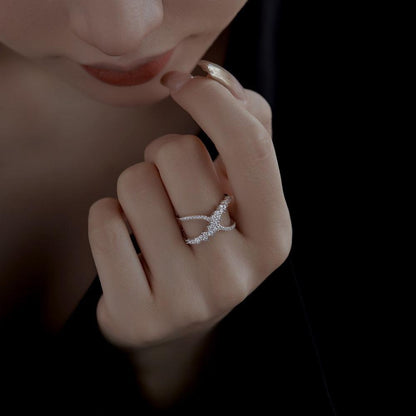 PETITE X RING