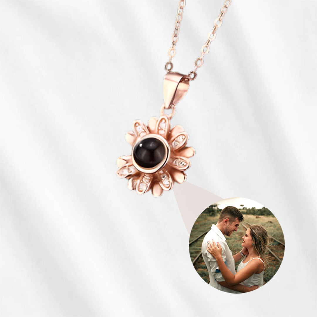 Necklace with Hidden Picture Inside Daisy Projection Necklace