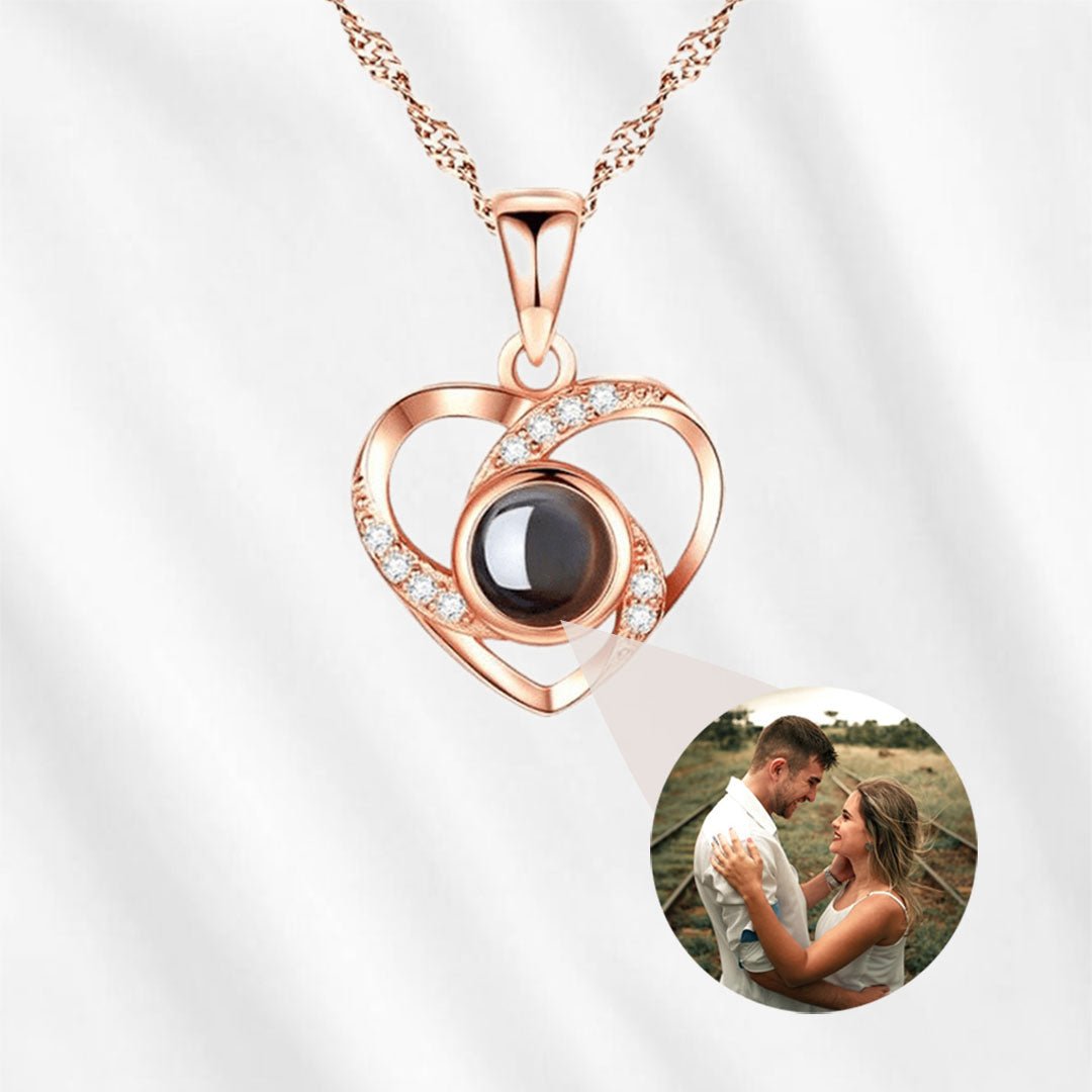 Personalized Heart Photo Projection Necklace with Picture Inside