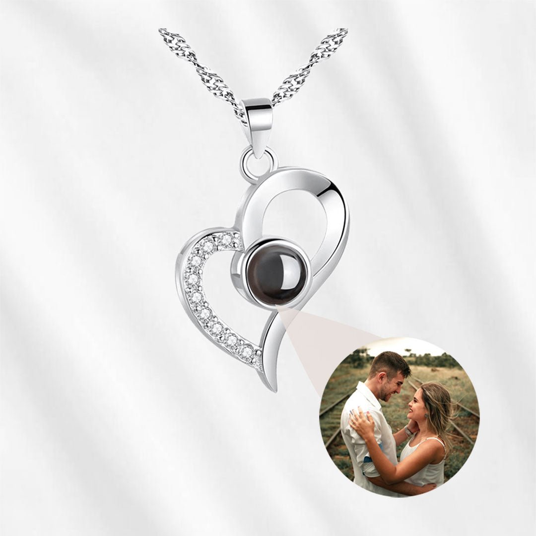 Heart Necklace with Picture Projection Necklace Jumping Heart