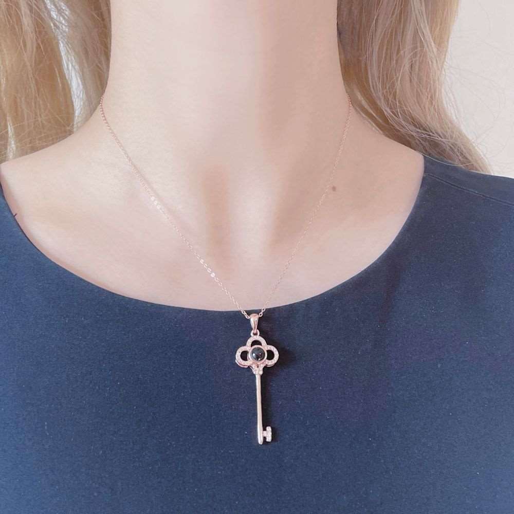 TikTok Necklace with Picture Inside Key Projection