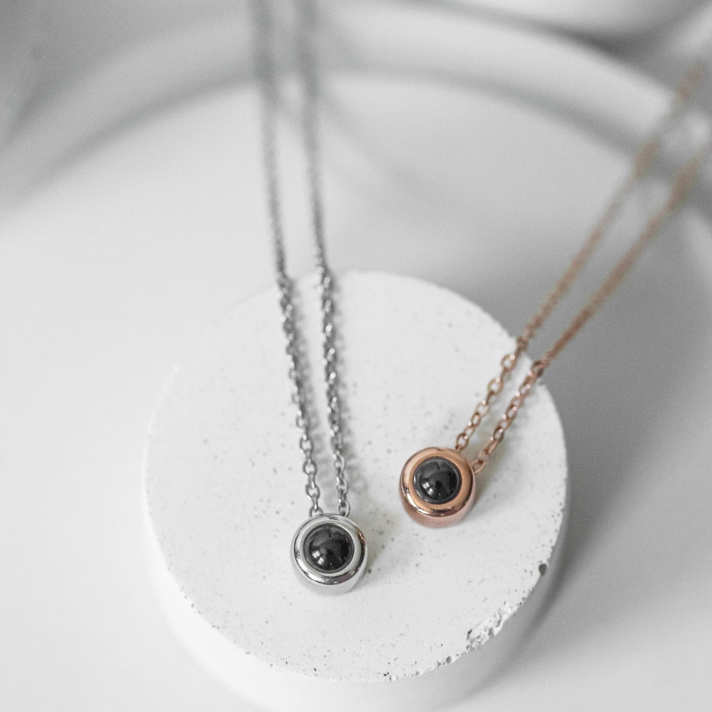 Round Projection Necklace