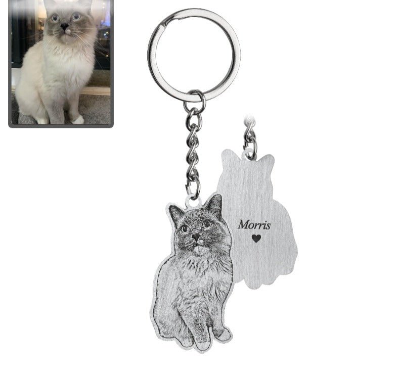 Silhouette Life-Like Cat Keychain