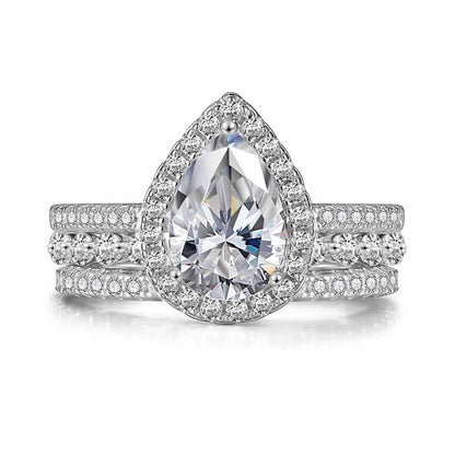 Women Pear Shaped 2 Carat Moissanite Ring Set